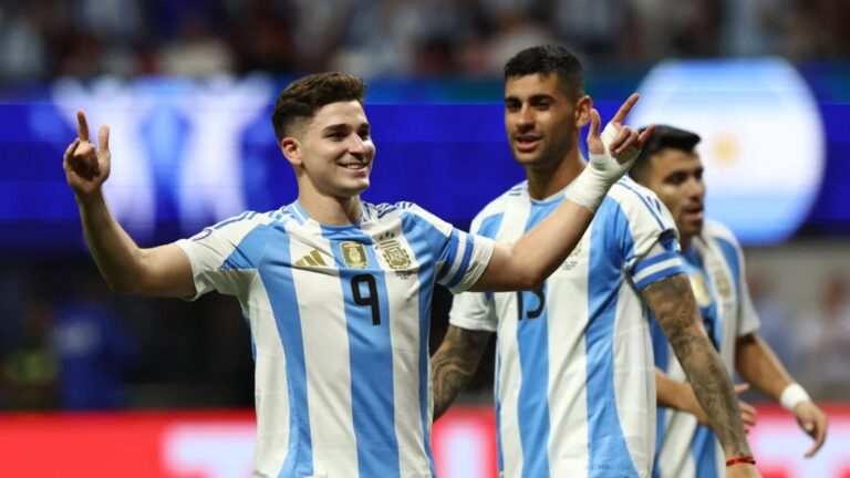 Copa América: la Selección argentina comenzó la defensa del título con un triunfo ante Canadá
