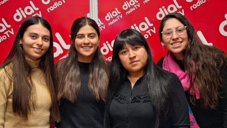 Belén Villar, Agostina Agüero y Karen Vargas, integrantes del Frente Joven