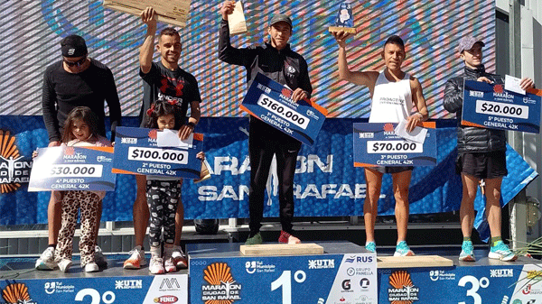 Denis Álvarez y Noelia Rodríguez ganaron la Maratón Ciudad de San Rafael