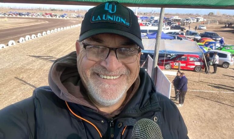 Lucio Aguirre, periodista / organizador del campeonato de Speedway de invierno en Gral. Alvear