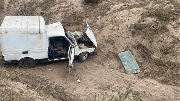 Sujeto alcoholizado volcó en Rama Caída