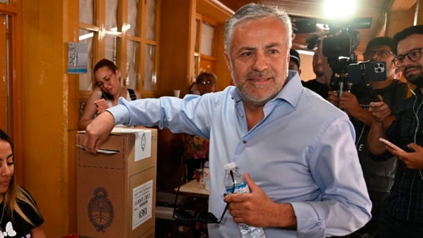 Mortalidad infantil: médicos dicen que Cornejo es el responsable
