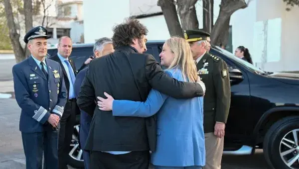 Milei: “Estoy esperando la afiliación de Hebe Casado”