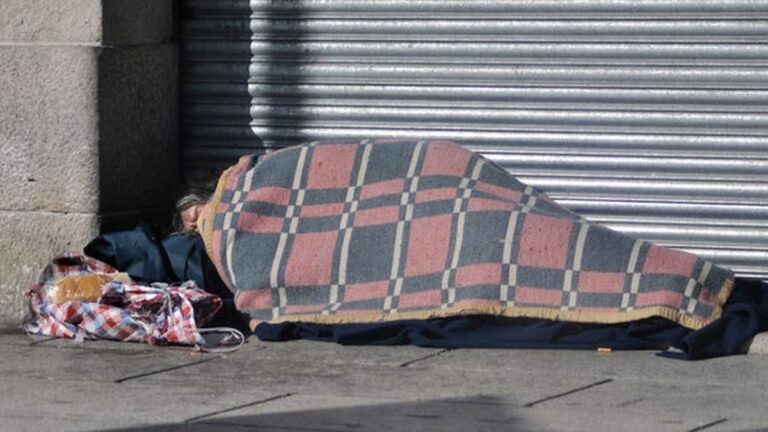 Preocupación por las personas que viven en situación de calle en Mendoza