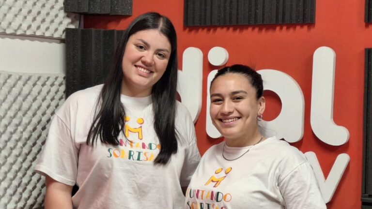 Candela Salinas y Agostina Vázquez de ONG Juntando Sonrisas