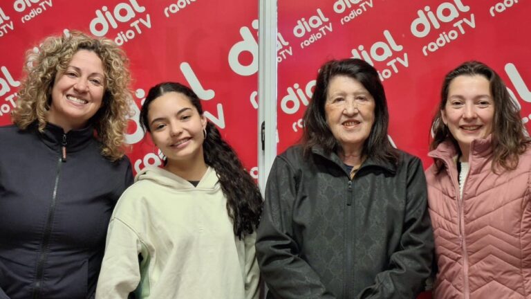 María Cristina Biurrun, Natalia Cabello y Valentina Torres del Instituto Cultural Anglo Argentino