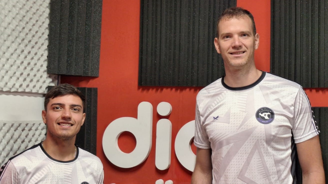 José Pepe González y Gonzalo Barros, integrantes de S.R. Club Vóley