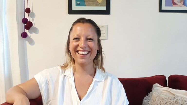 Celeste Seydell – Directora de la Obra de Teatro «Pegadito a la Vida»