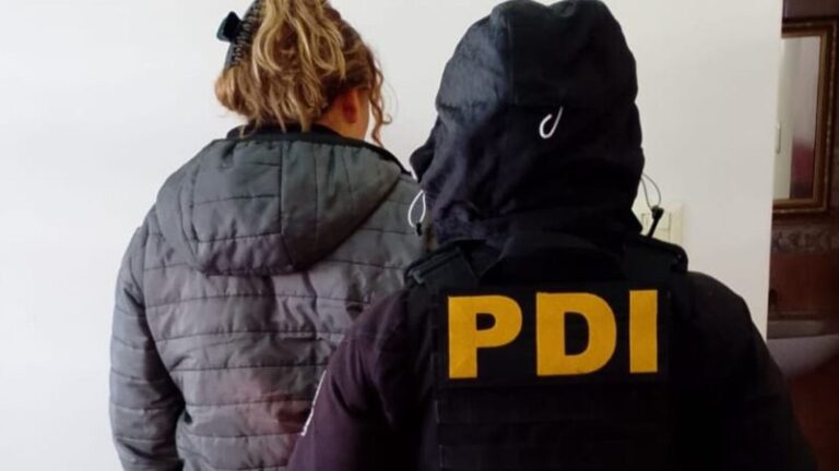 Una mujer detenida vinculada a una causa por estafas