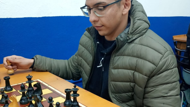 Álvaro Acuña ganó invicto el Blitz en Homenaje a Manuel Belgrano
