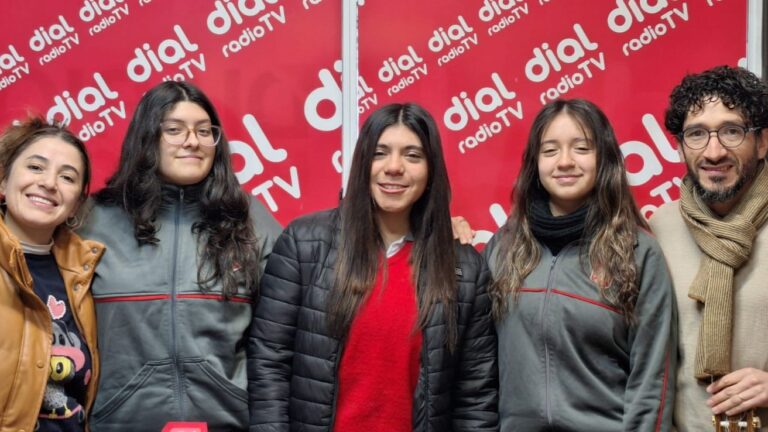 #VaDeNuevo Peña Folklorica del Colegio Redentor-Alumnos y profesores invitaron al evento
