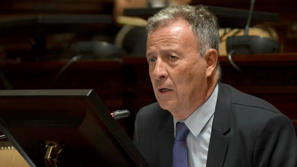 #KilómetroCero Dugar Eduardo Chappel,  Senador provincial Partido Verde, y el uso de teléfonos en las cárceles de Mendoza