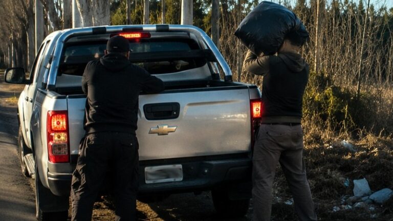 Habilitaron un whatsapp para denunciar a los que tiran basura