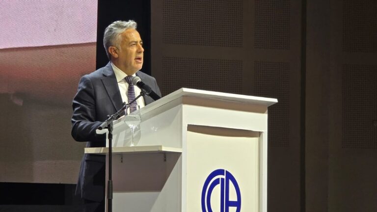 Cornejo y un discurso sin novedades